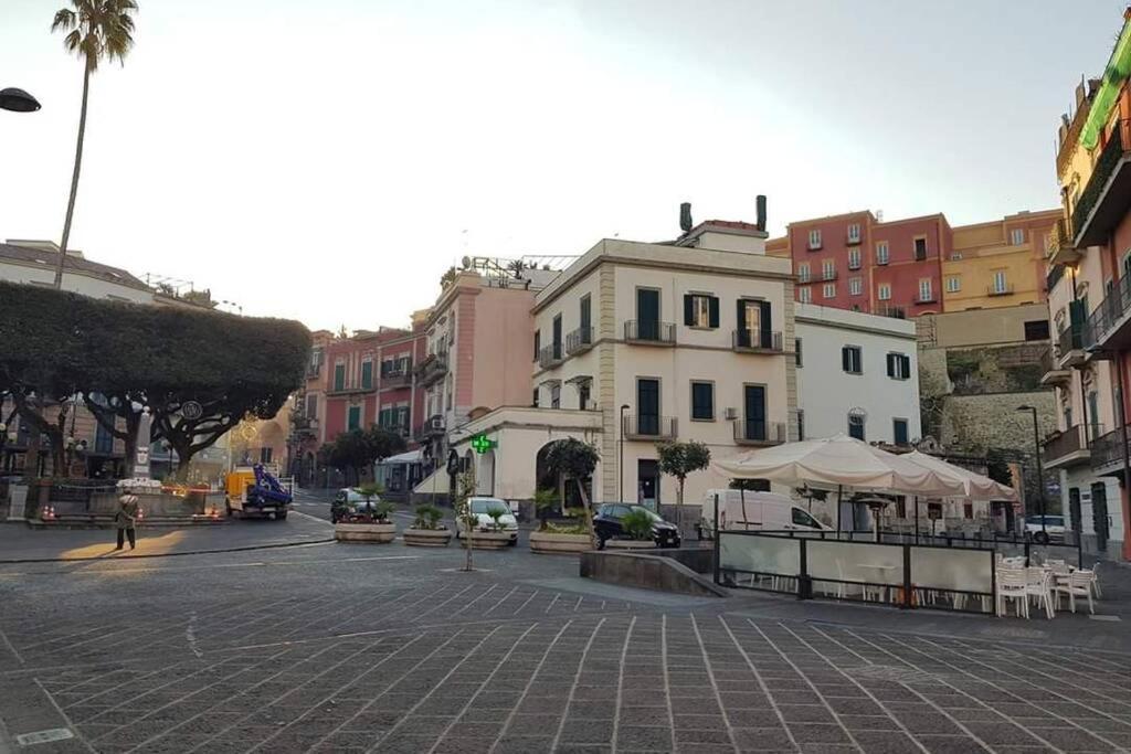Domus Flavia Pozzuoli Exterior foto