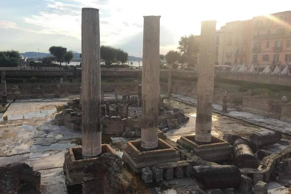 Domus Flavia Pozzuoli Exterior foto