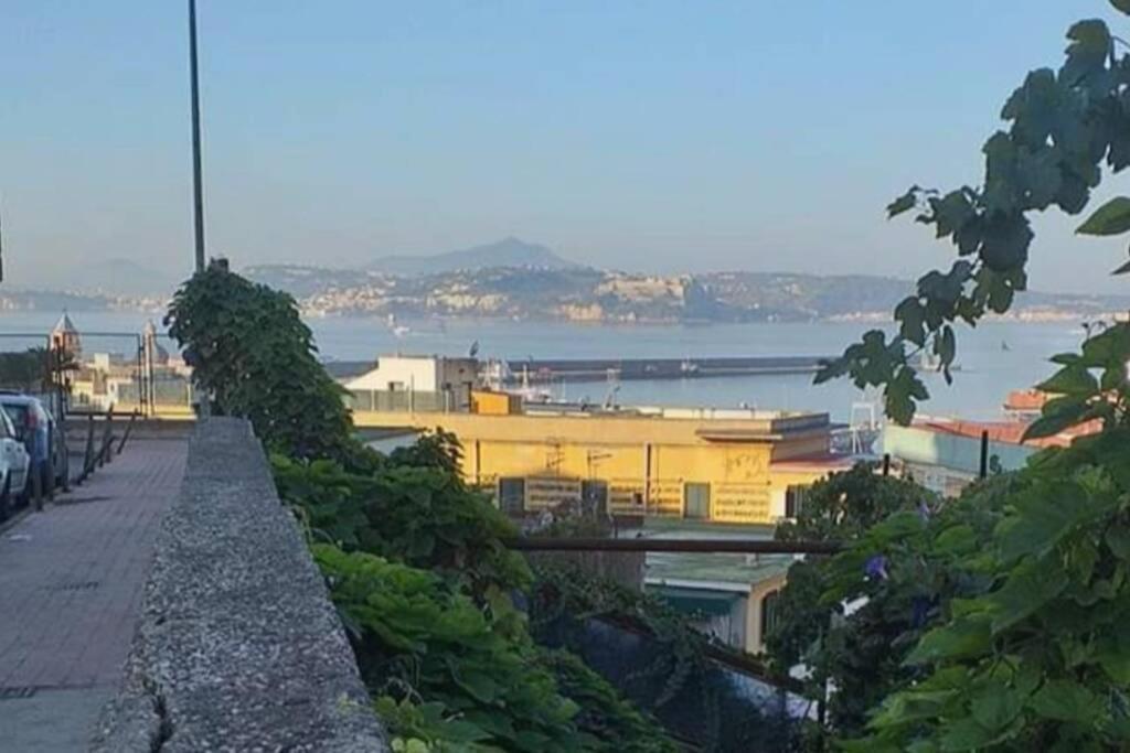 Domus Flavia Pozzuoli Exterior foto