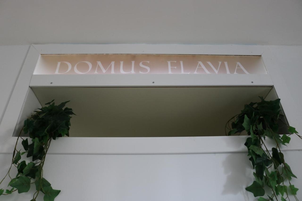 Domus Flavia Pozzuoli Exterior foto